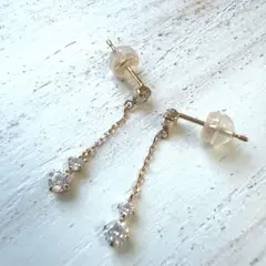 パヴェストーン チェーンピアス ピンクゴールドカラー - メルカリ