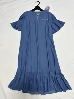 MARY QUANT マリクワ　サマー ワンピース　デニム調ワンピース　ロゴ刺繍のサムネイル