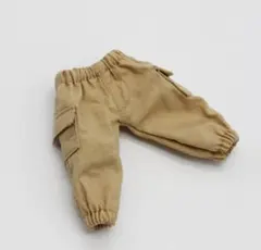 ねんどろいど服　オビツ11服　ドール服　短パン　ベージュ