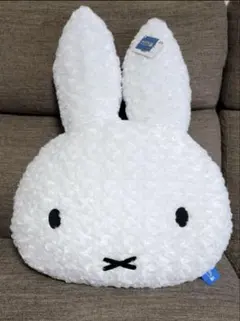 新品　Miffy　ミッフィー　ボア クッション　プライズ　非売品　限定品