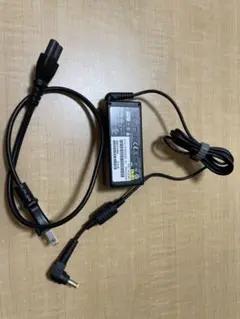 富士通 ACアダプター FMV-AC326C 美品
