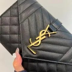 ブラック キルティング ショルダーバッグ