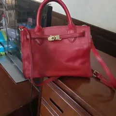 ダコタのレッド レザー ショルダーバッグ 2way