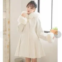 2026年最新】rojita コート 白の人気アイテム - メルカリ