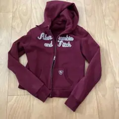 Abercrombie and Fitch バーガンディ パーカー