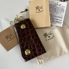 新品　イルビゾンテ　キーケース　レザー　牛革　キーホルダー　4連　型押し　未使用