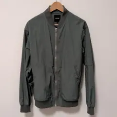 BEAMS 　MA1タイプ カーキ色　　　 ボンバージャケット