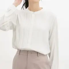 【新品タグ付き】honeys ピンタックブラウス　ホワイト　Mサイズ