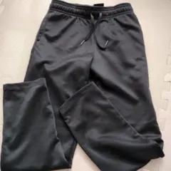 130〜140細身パンツ