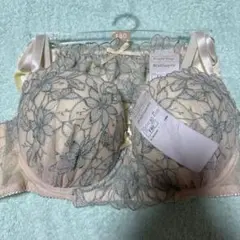 Item thumbnail for item 2ee8d170-736a-4cef-a204-1bb55f41cfd3