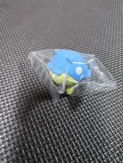 ポケモン　タマザラシ　肩ズンfig4