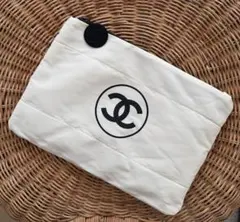 【新品未使用】CHANEL ノベルティーポーチ