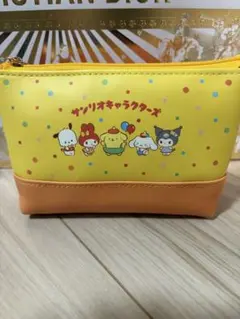 サンリオ　キャラクターズ　ポーチ　クロミ　マイメロ　ポム　シナモン