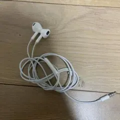 ホワイト 有線イヤホン 3.5mmジャック
