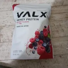 〈〈最終値下げ〉〉VALX ホエイプロテイン ベリー風味 840g