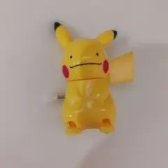 とことこピカチュウいっしょにおでかけ ピカチュウにへんしんしたメタモン