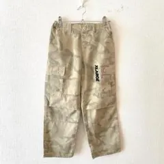 ☆【エクストララージキッズ】カーゴパンツ 刺繍ロゴ ウエスト調節可 130のサムネイル