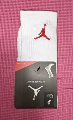 ☆大人気　Jordan Socks　スポーツソックス　クルー(白紅)
