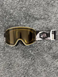 2026年最新】OUT of ゴーグルの人気アイテム - メルカリ