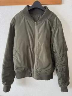 MA-1ジャケット オリーブ色 Mサイズ