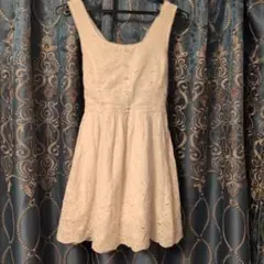 y2kフラワー刺繍入りミニワンピース