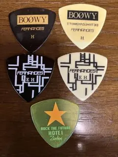 2026年最新】boøwy ピックの人気アイテム - メルカリ