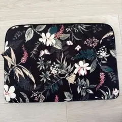 Kate Spade PCケース