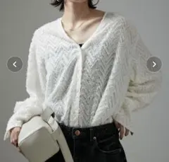 SALON adam et rope' モンターニュジャガードVネックシャツのサムネイル