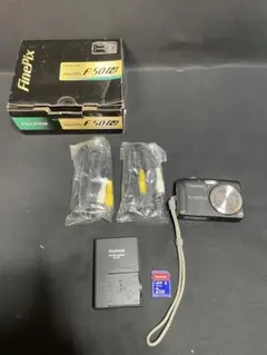 FUJIFILM FinePix F50fd ブラック　充電器付き 楽天市場】finepix f50fd 充電器の通販