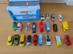 トミカ ミニカーセット　収納ボックス付き