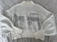 アイボリー馬車デザインハイネックセーター