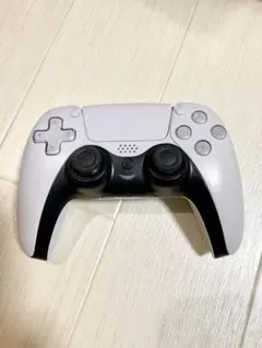 PlayStation4 コントローラー ホワイト/ブラック