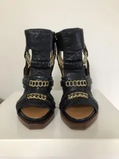 新品未使用GIVENCHY チェーンサンダルのサムネイル