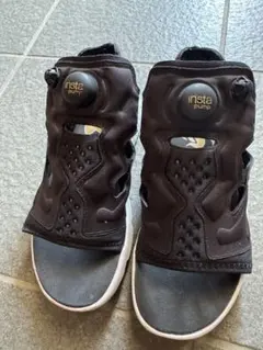 Reebok Insta Pump Fury ブラック サンダル