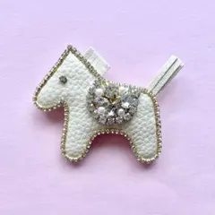 ビーズブローチ ブローチ