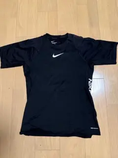 Nike AERODAPT Tシャツ Sサイズ ブラック BV5511-010