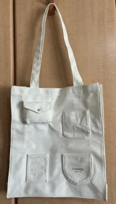 CHANEL ノベルティ　トートバッグ　エコバッグ　シャネル CHANELシャネル ノベルティ海外限定商品 コスメ トートバッグ ポーチセット