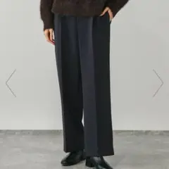 ウツクシルエットWクロスイージーストレートパンツのサムネイル