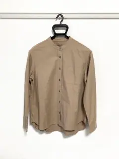 【限定値下げ！】無印良品 ベージュ ボタン付き 美品長袖シャツ Sサイズ