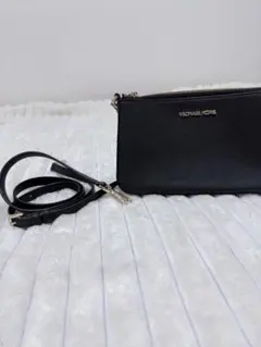 MICHAEL KORS ブラックレザー ショルダーバッグのサムネイル