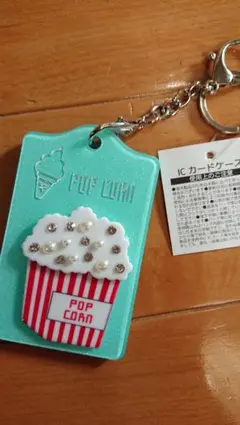 パスケース ケイト・スペードお好きな方にも