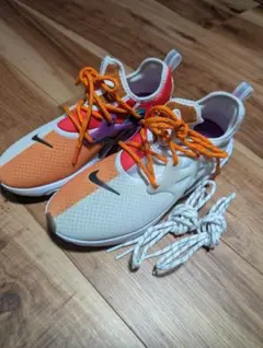 BEAMS × NIKE リアクト プレスト "だるま" ２５㎝