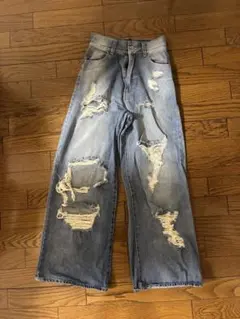 4/17消去します　Chico ダメージデニムワイドパンツ サイズ0