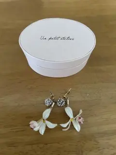 A.UN jewelry ピアス Pt900 新品未使用品 - メルカリ