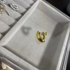 片方なくした方に！CENE ドロップフープイヤリング　ゴールド