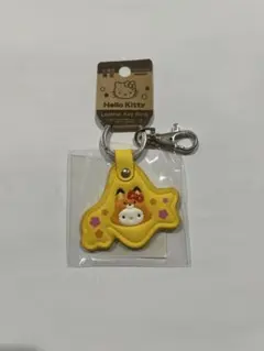 ハローキティ　キーホルダー　新品同様　北海道限定　レザーキーリング