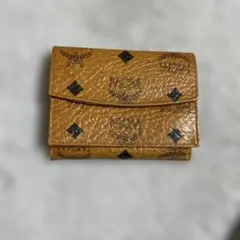 MCM三つ折り財布