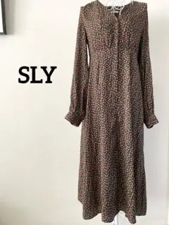 【SLY】総柄ロングワンピース　長袖　Vネック　サイズ1