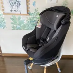 ジョイー アークJoie Arc360° 回転式 ISOFIX 黒のサムネイル