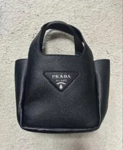 【新品未使用】希少　PRADA 　ノベルティケース 2026年最新】PRADA コレクションの人気アイテム - メルカリ